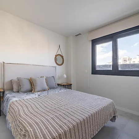 Luxury In Mil Palmeras